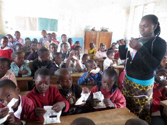 Hvert barn får smake