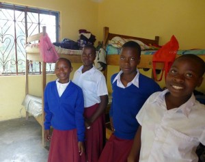 Jentene har flyttet inn